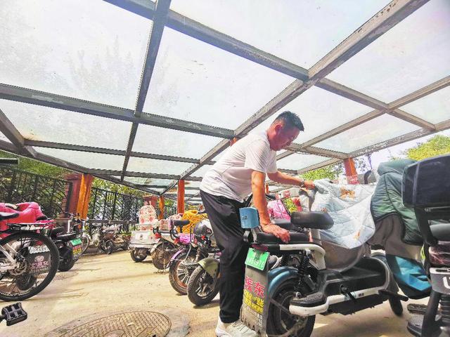 電動車進電梯